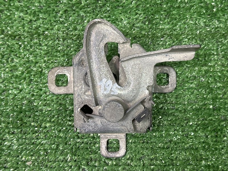 Замок капота Fiat Panda