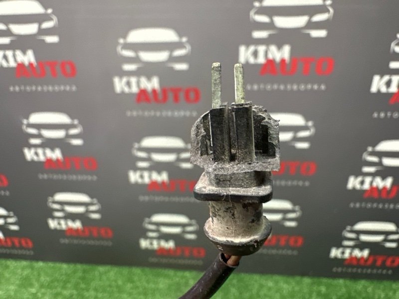 Замок капота Skoda Octavia A5