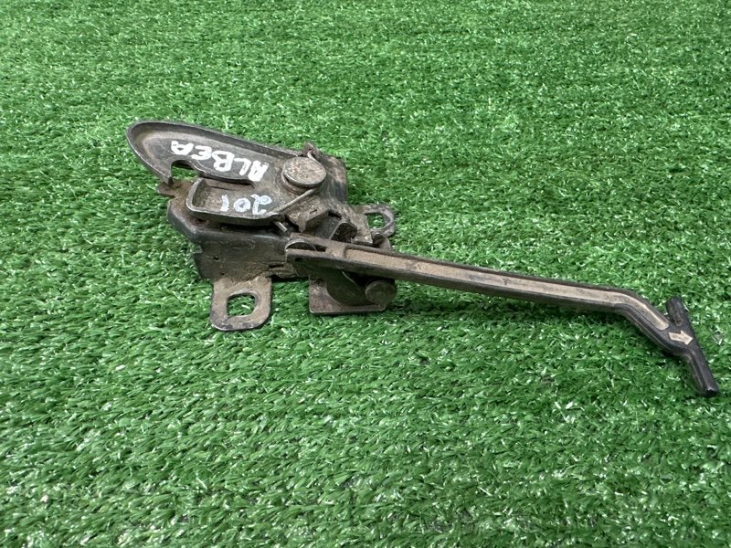 Замок капота Fiat Albea