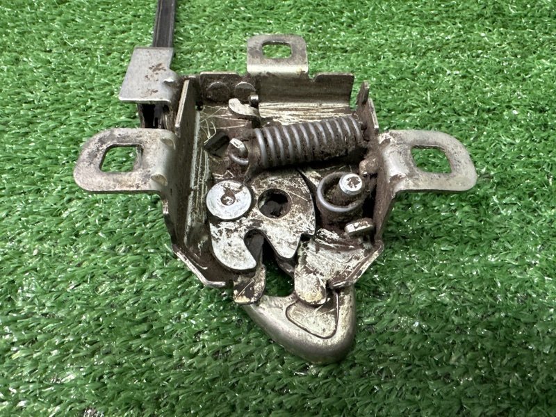 Замок капота Fiat Albea