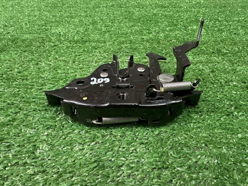 Замок капота Nissan X-Trail