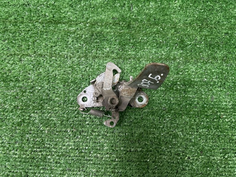 Замок капота Peugeot 307