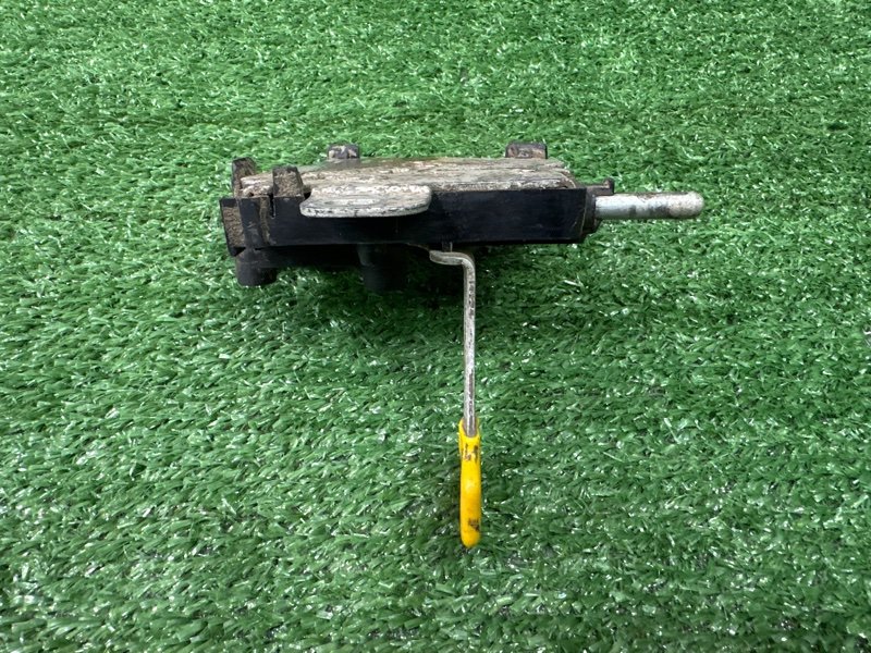 Замок капота Ford Mondeo 4