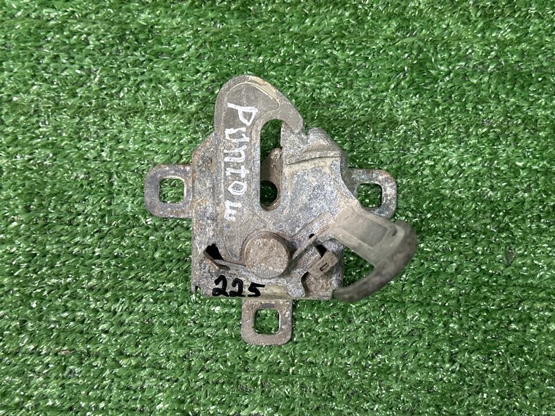 Замок капота Fiat Punto