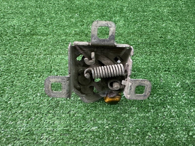 Замок капота Fiat Punto