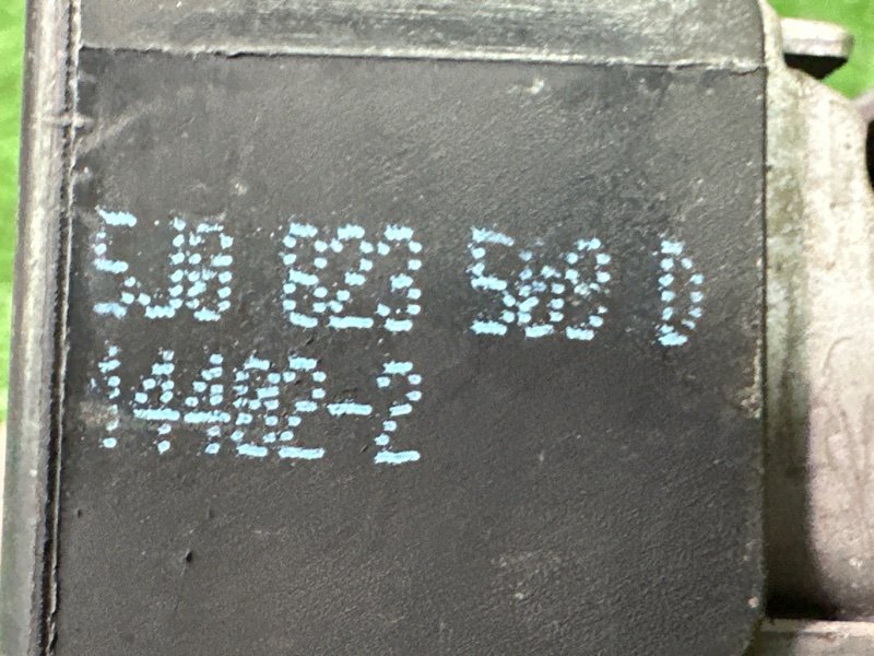 Замок капота Skoda Fabia 2