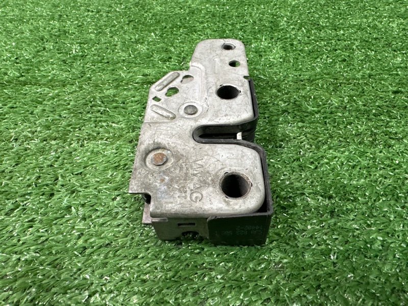 Замок капота Skoda Fabia 2