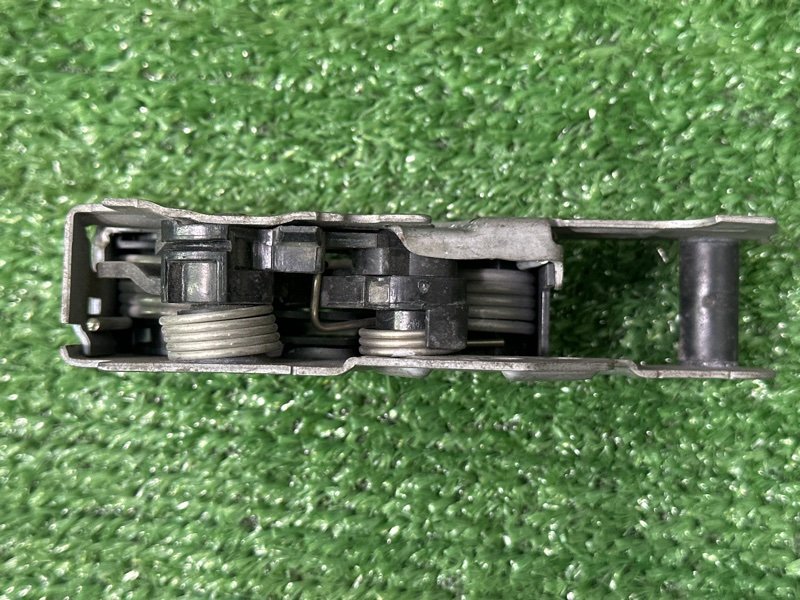 Замок капота Skoda Fabia 2