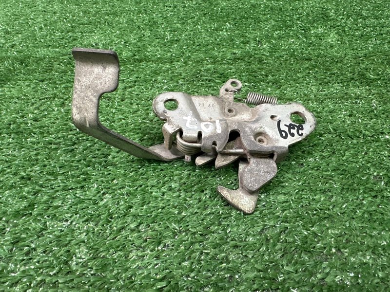 Замок капота Peugeot 107