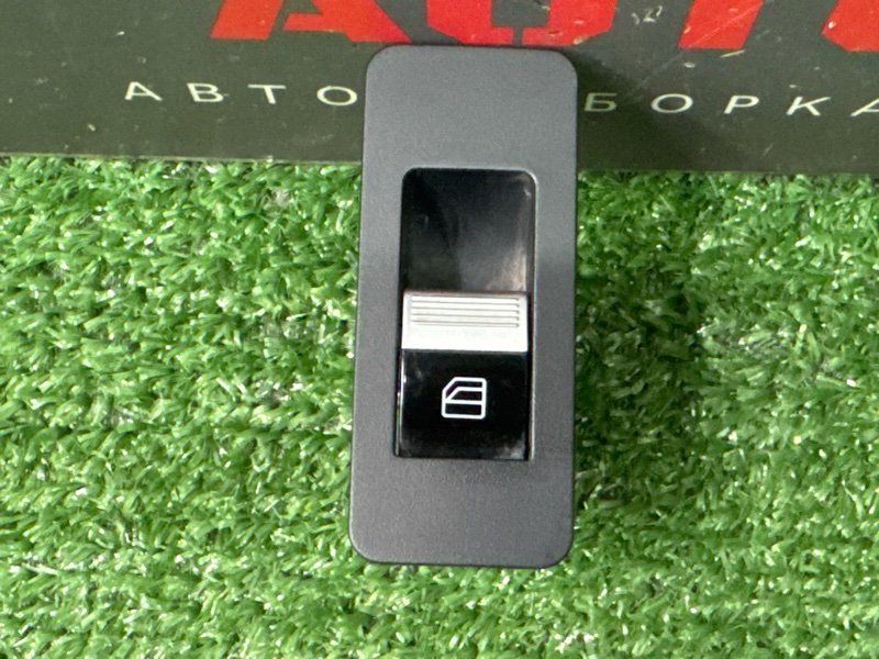 Кнопка стеклоподъемника LIFAN X60