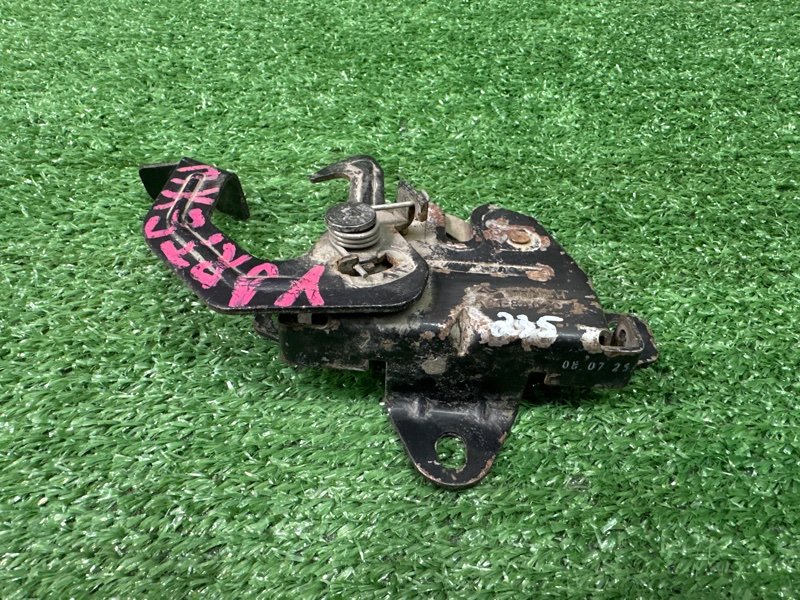 Замок капота Vortex Estina