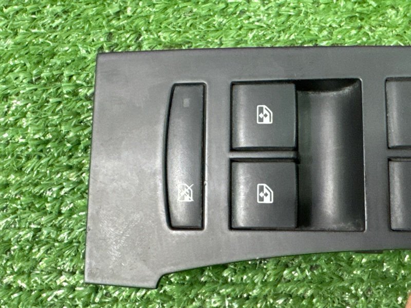 Блок управления стеклоподъемниками Opel Astra J