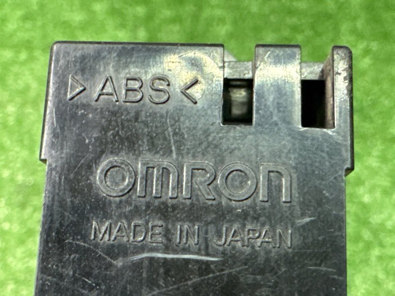 Кнопка стеклоподъемника Mitsubishi Lancer 9