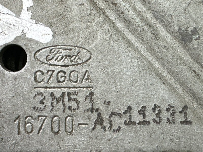 Замок капота Ford Focus 2