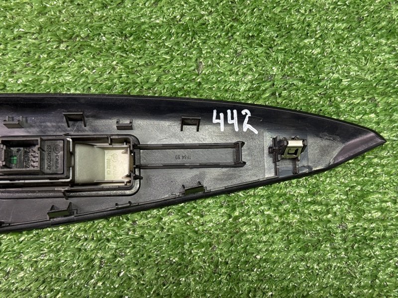 Блок управления стеклоподъемником LIFAN X60