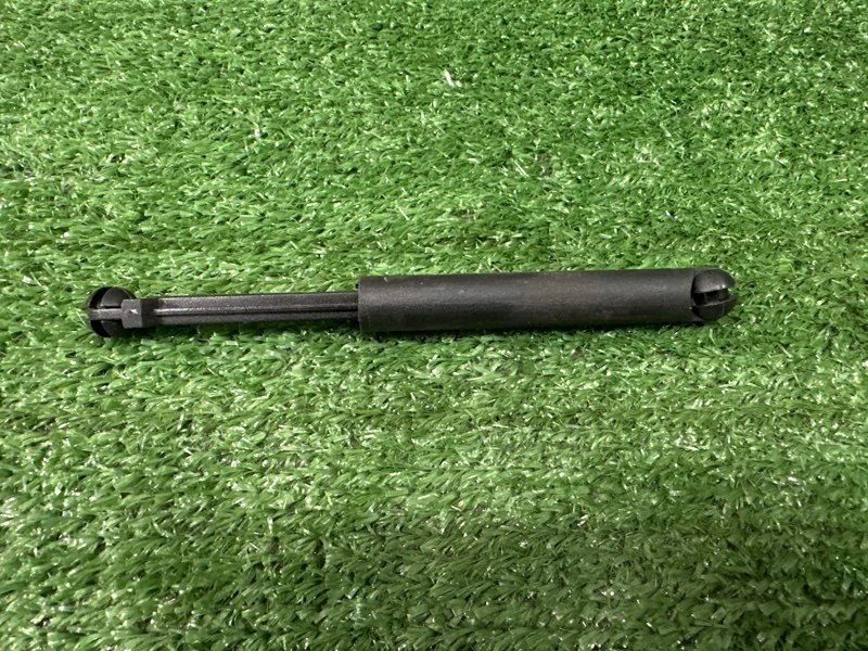 Тяга замка капота Ford Focus 2