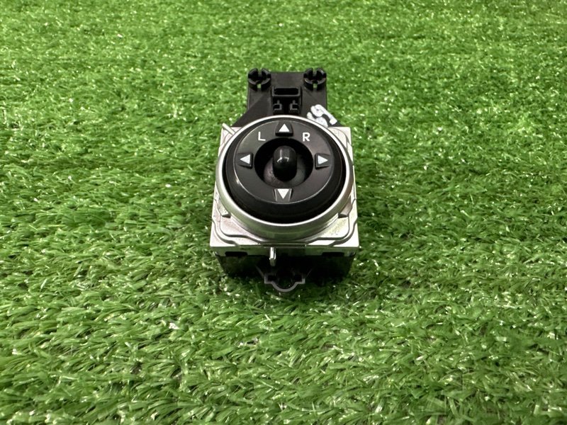 Блок управления зеркалами Hyundai i30