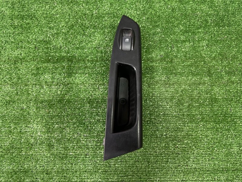 Кнопка стеклоподъемника Hyundai Getz