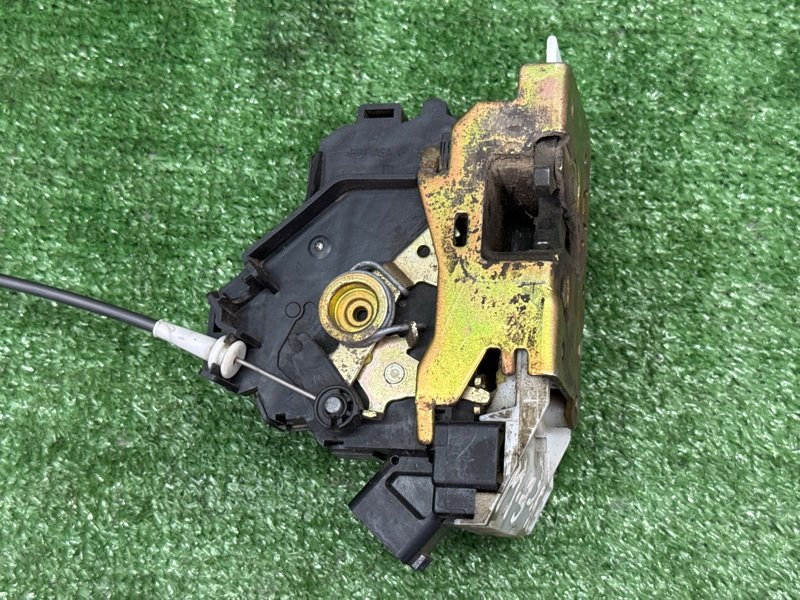 Замок двери Ford Mondeo 2