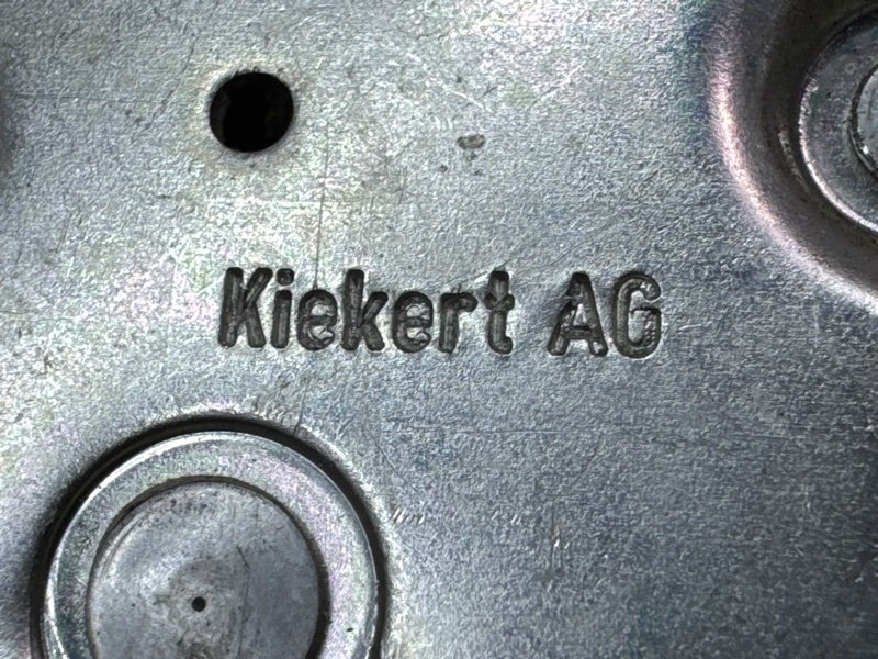 Замок двери Peugeot 307