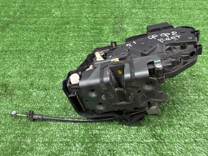 Замок двери Ford Focus 2