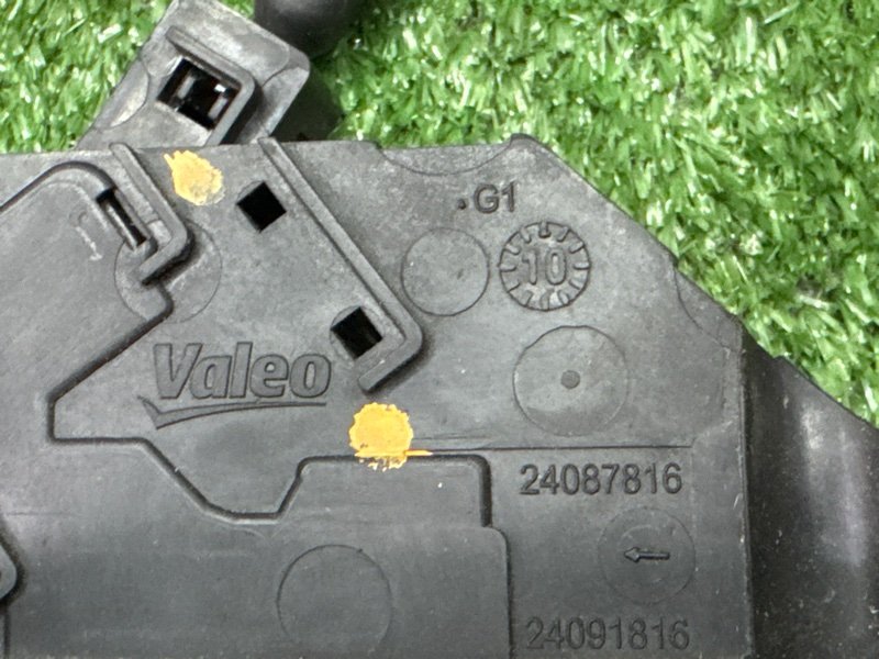 Замок двери Peugeot 207