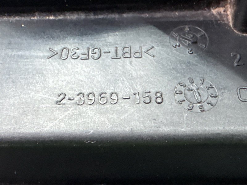 Замок двери Peugeot 307