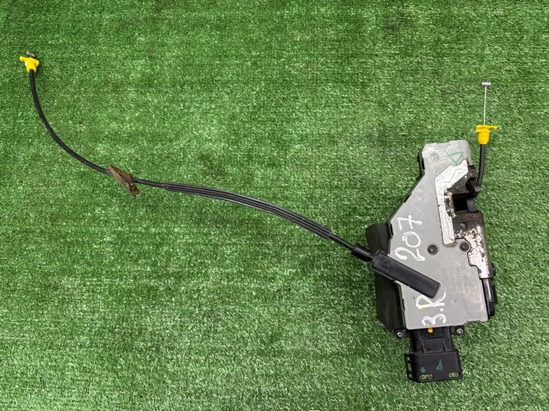 Замок двери Peugeot 207