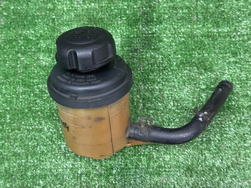 Бачок гидроусилителя руля Kia Rio 3 2014 QB