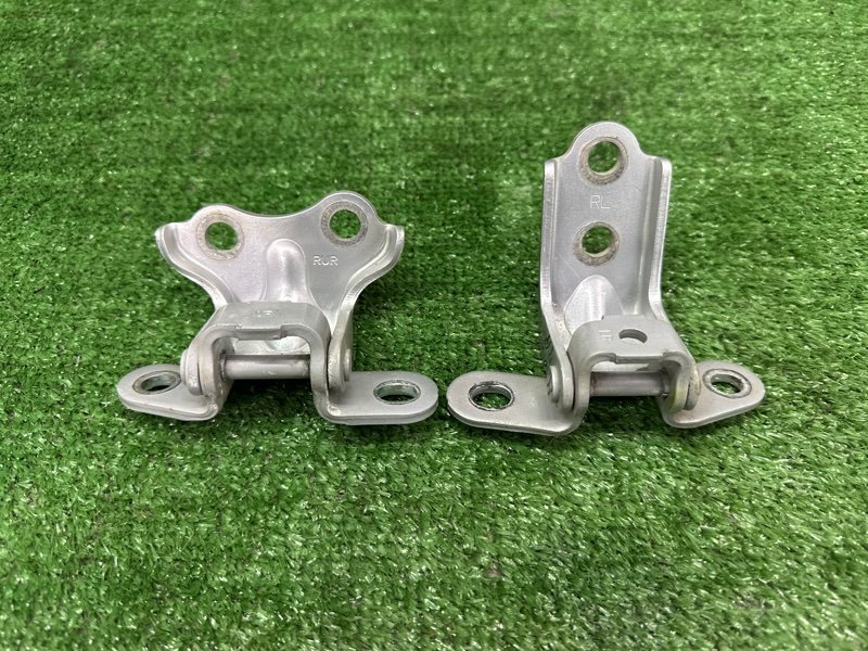 Петли двери Kia Rio 3 2014 QB