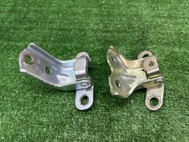 Петли двери Kia Rio 3 2014 QB