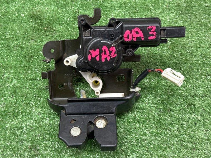 Замок багажника mazda mazda 3