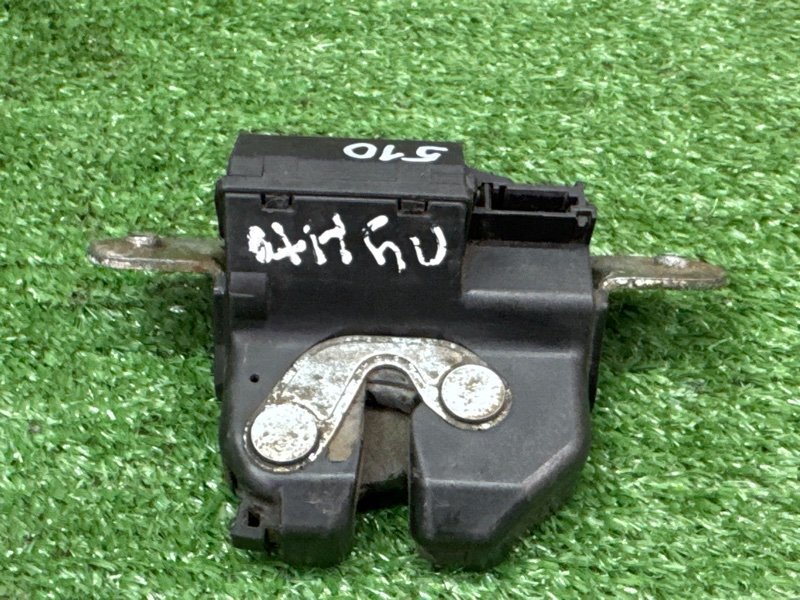 Замок багажника Fiat Punto