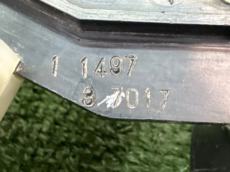 Замок багажника Toyota Land Cruiser 200