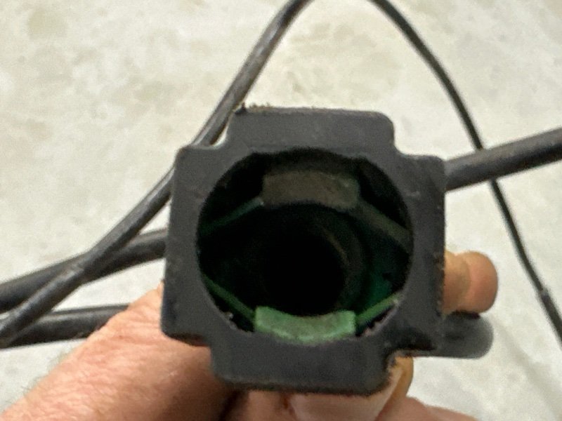 Трубка топливная тормозная (топливопровод, магистраль) Kia Rio 3 2014 QB