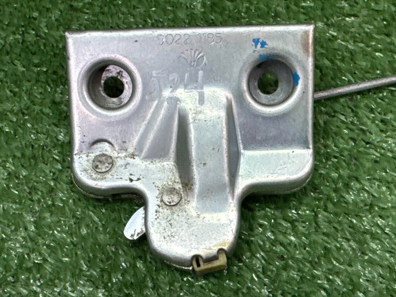 Замок багажника Daewoo Nexia