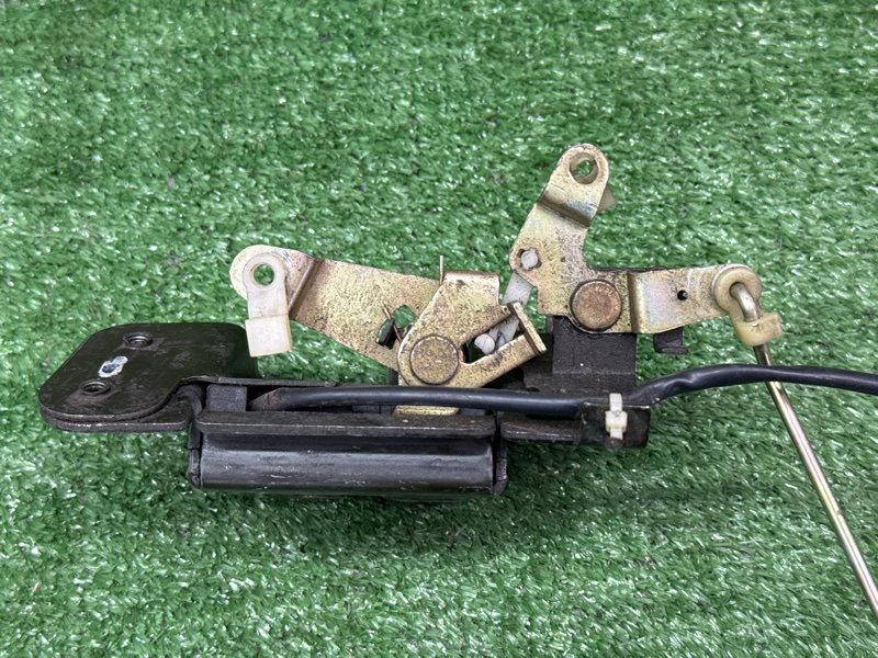 Замок багажника Chevrolet Lacetti