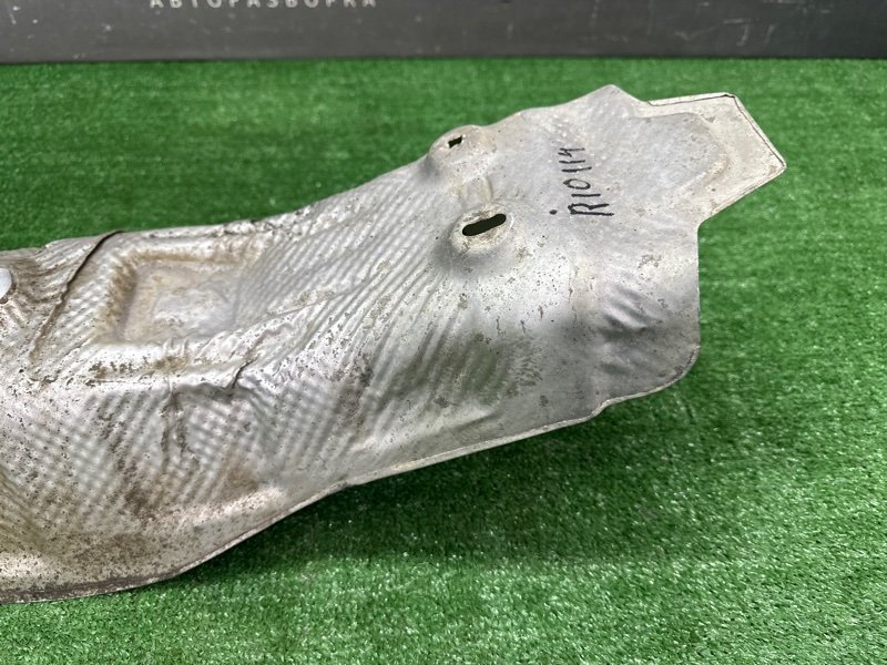 Экран тепловой глушителя Kia Rio 3 2014 QB