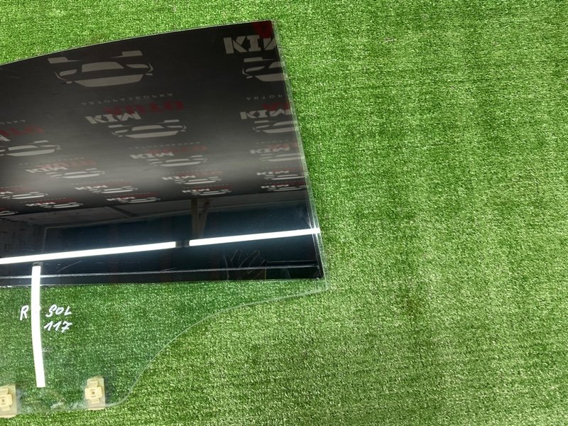 Стекло двери Hyundai Solaris 1 2013 RB