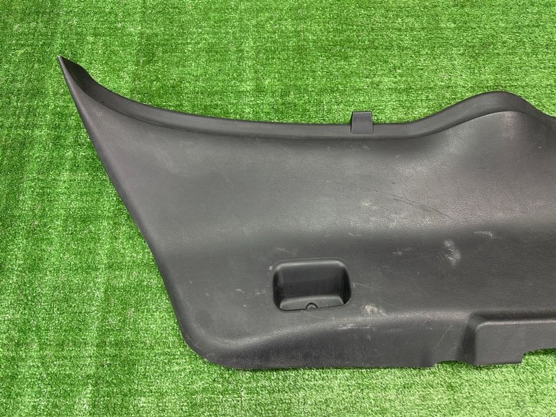 Обшивка крышки багажника Peugeot 307
