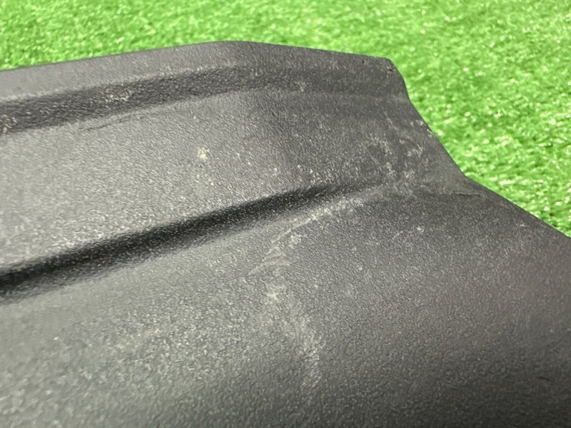 Накладка замка капота Mitsubishi Lancer 10