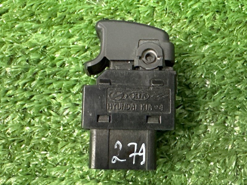 Кнопка стеклоподъемника Hyundai Getz