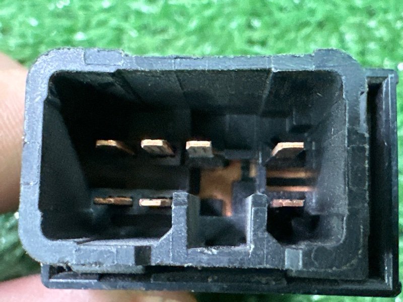 Кнопка стеклоподъемника Hyundai Getz