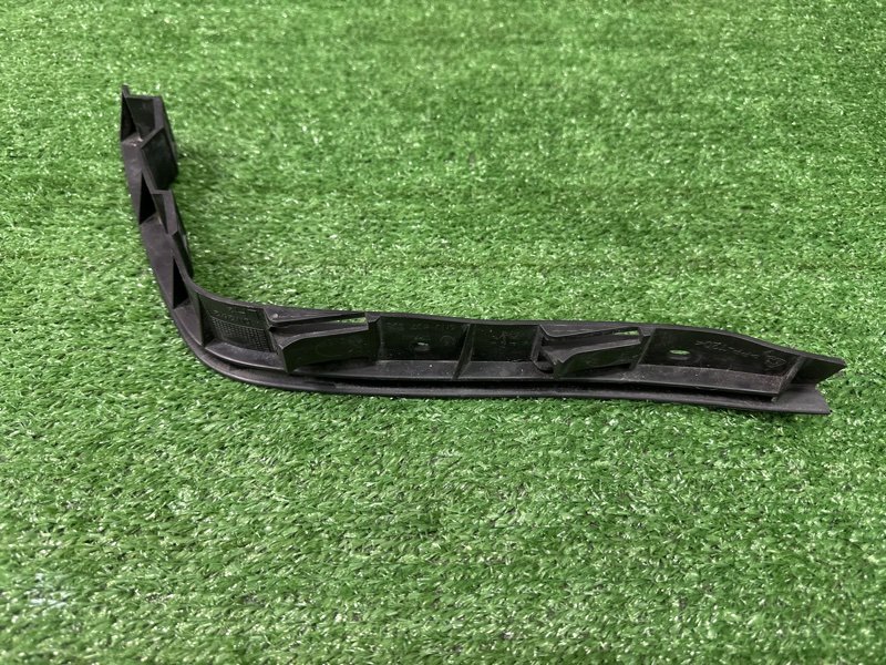 Кронштейн бампера Volkswagen Polo 3