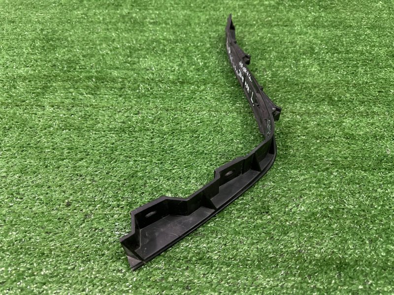 Кронштейн бампера Volkswagen Polo 3