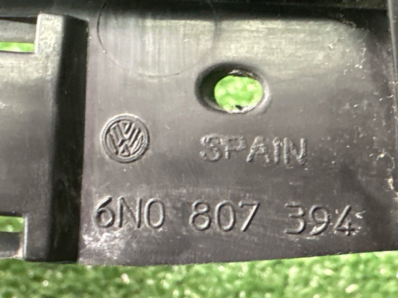 Кронштейн бампера Volkswagen Polo 3