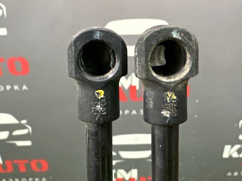 Упор крышки багажника Chevrolet Lacetti