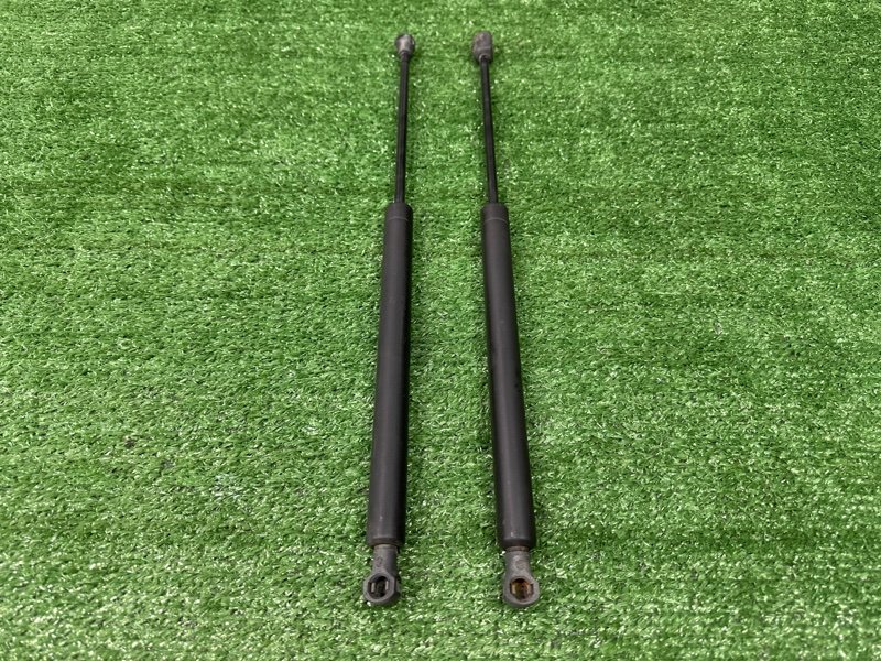 Упор крышки багажника Peugeot 307