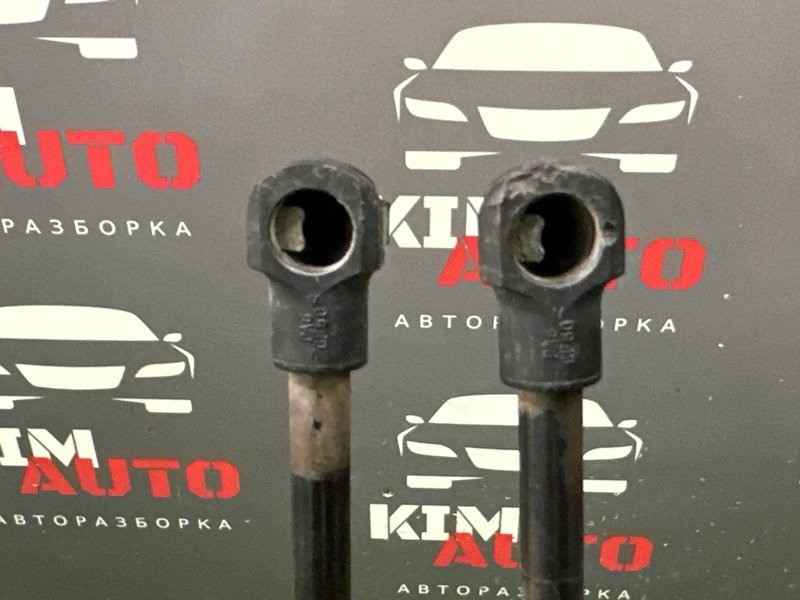 Упор крышки багажника Chevrolet Lacetti