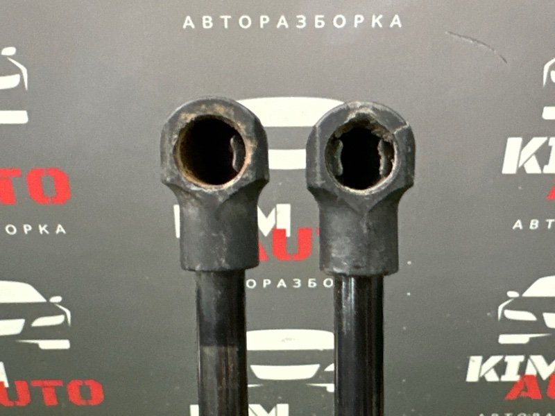 Упор крышки багажника Chevrolet Spark